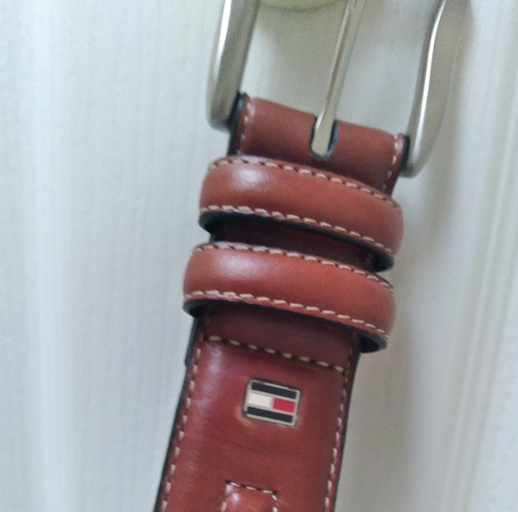 Tommy Hilfiger genuine leather Belt, size 32/80 Tan, good condition, Men - Picture 2 of 9